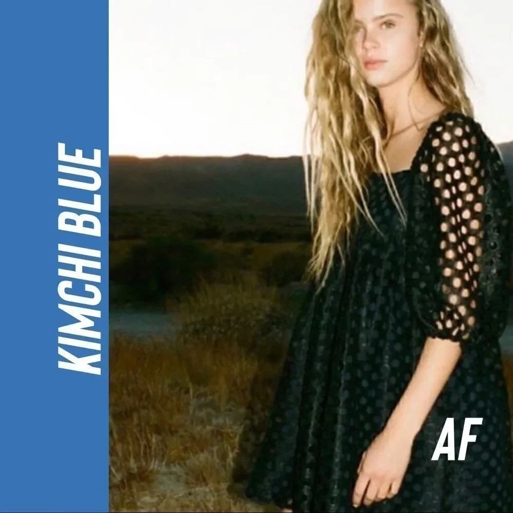 KIMCHI BLUE BABYDOLL DRESS BLACK
